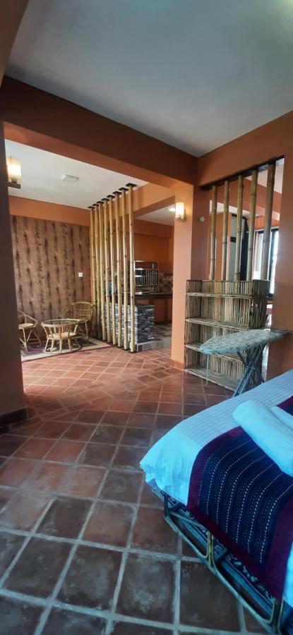 Looniva Guest House Lalitpur Extérieur photo