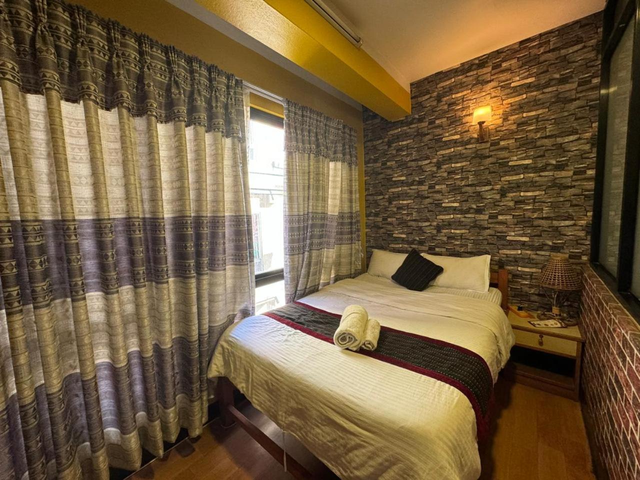 Looniva Guest House Lalitpur Chambre photo