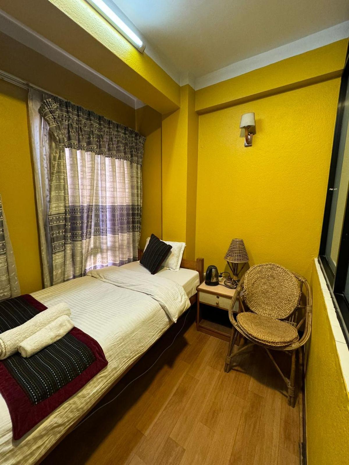 Looniva Guest House Lalitpur Chambre photo
