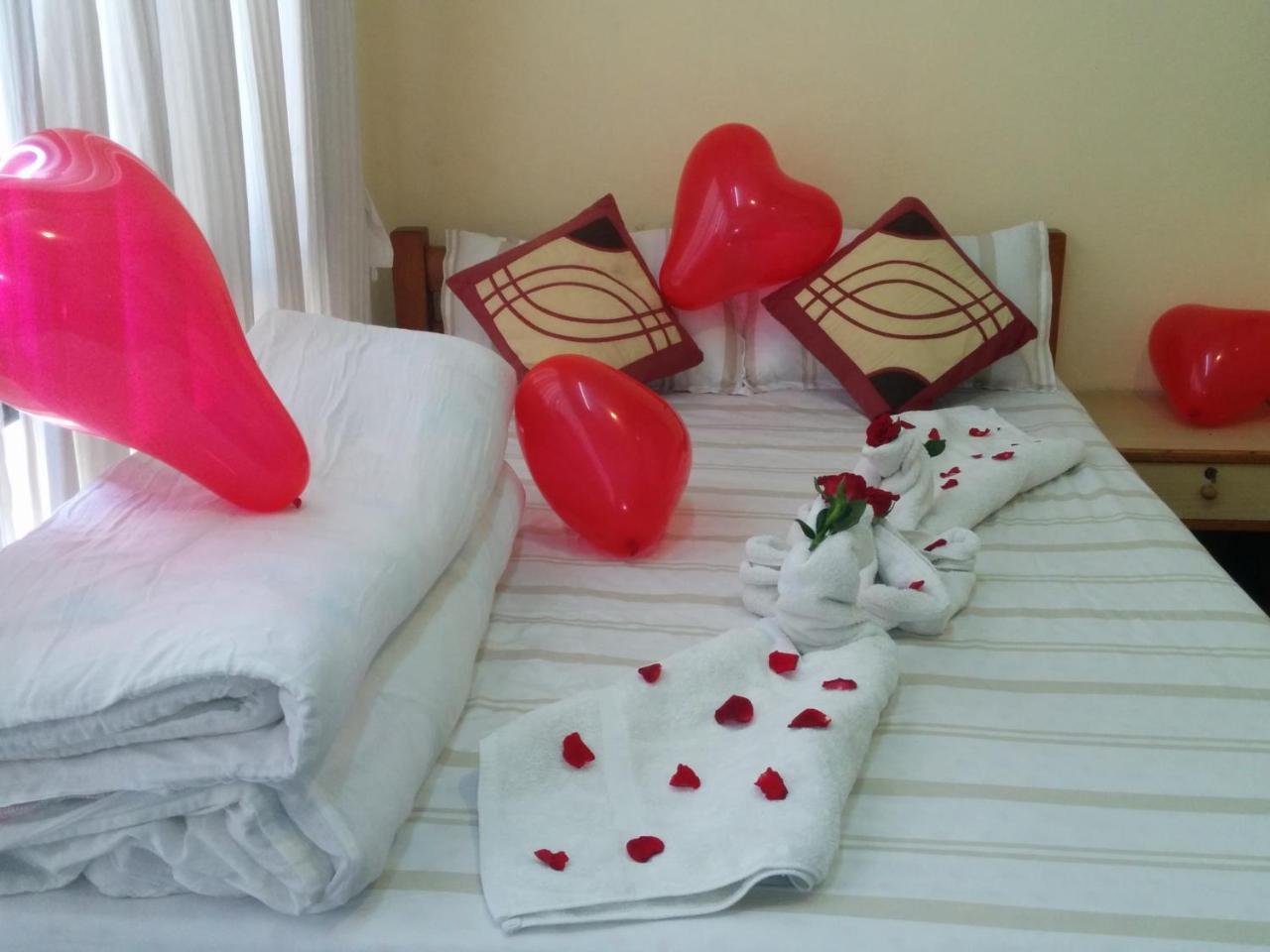 Looniva Guest House Lalitpur Extérieur photo